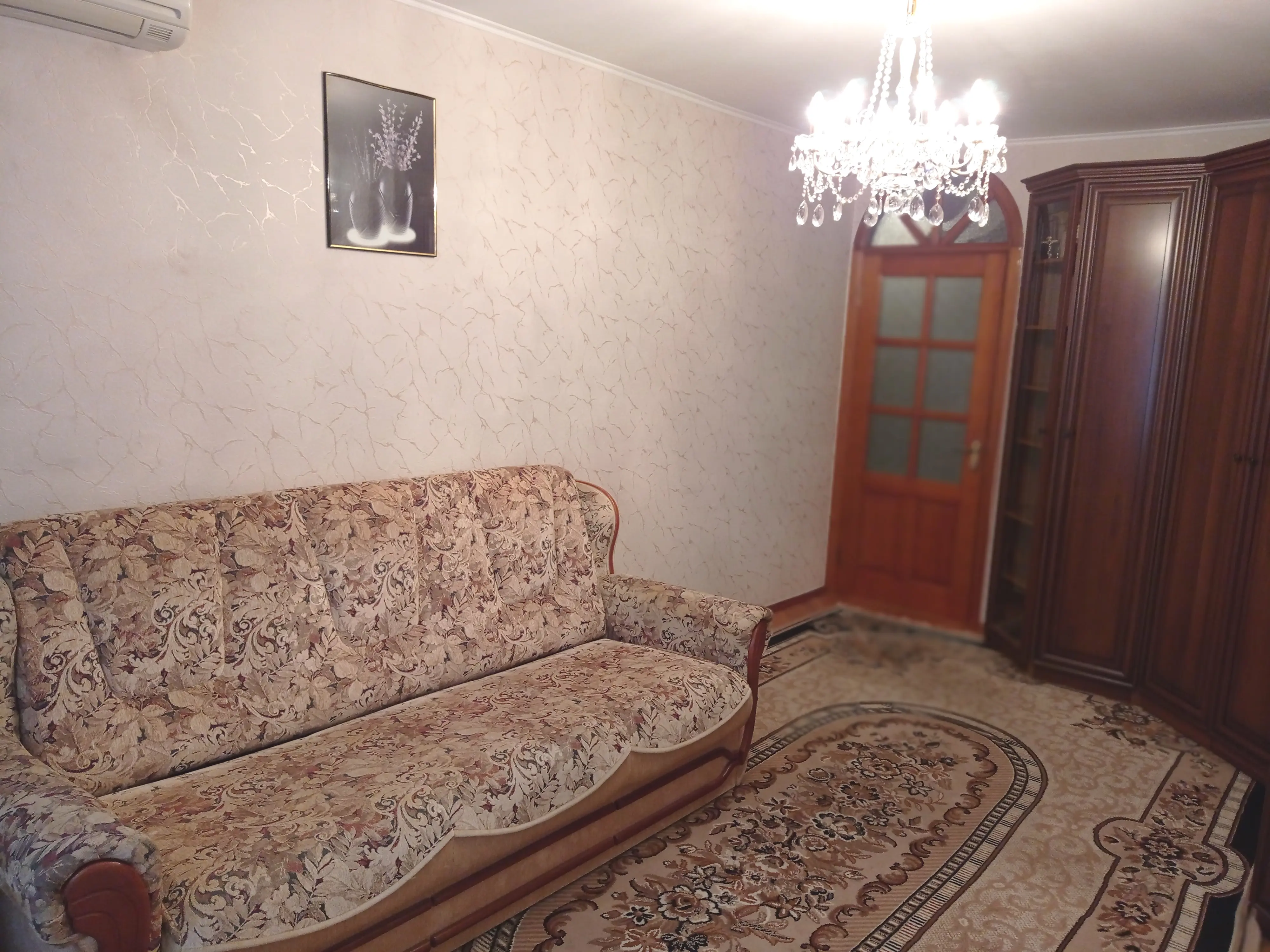 Фото Зняти 1 кімнатну квартиру, Орловська вул. 15 Київ в довгострокову оренду, ціна: 13000 UAH, код 7172