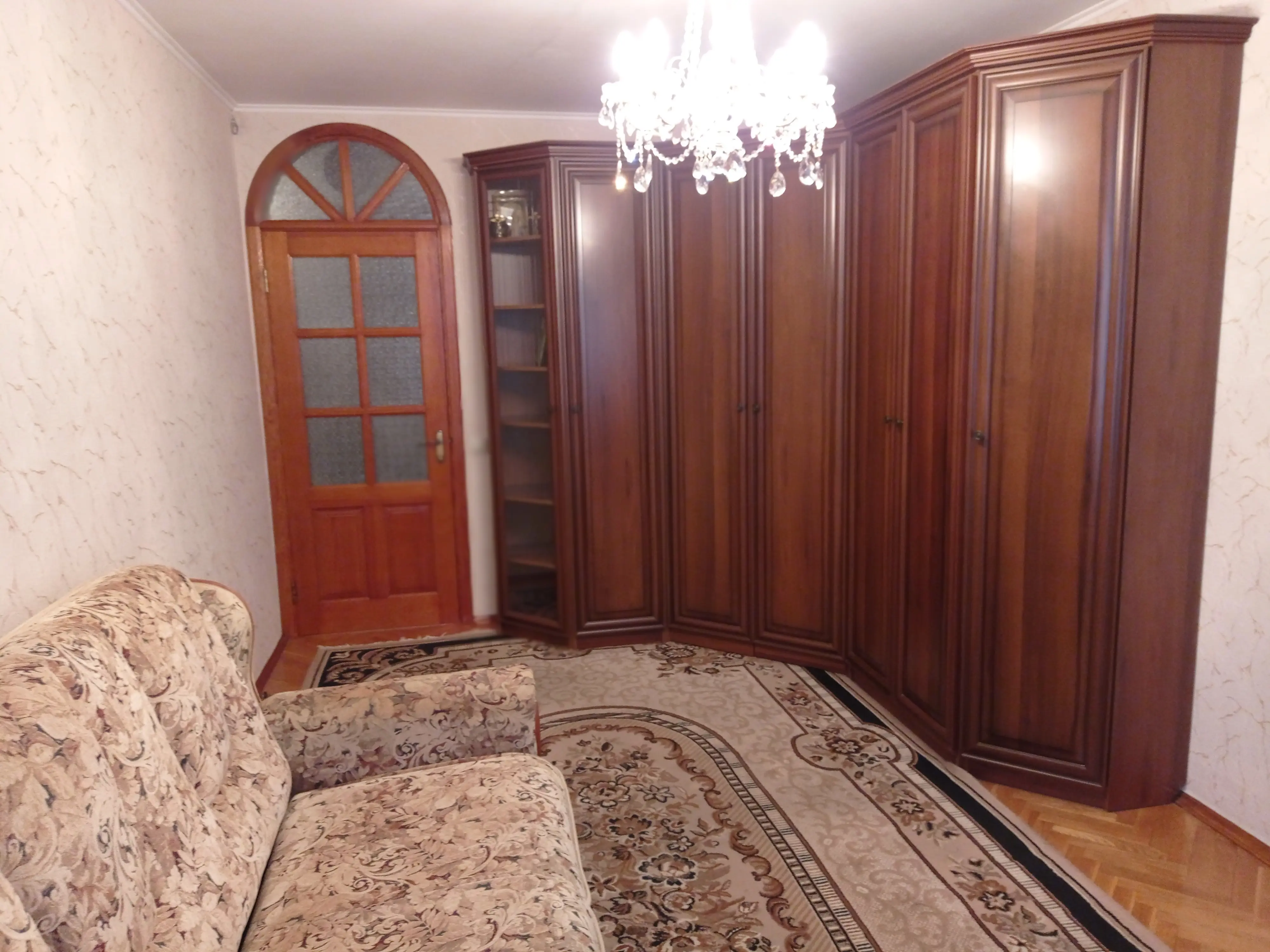 Фото Зняти 1 кімнатну квартиру, Орловська вул. 15 Київ в довгострокову оренду, ціна: 13000 UAH, код 7172