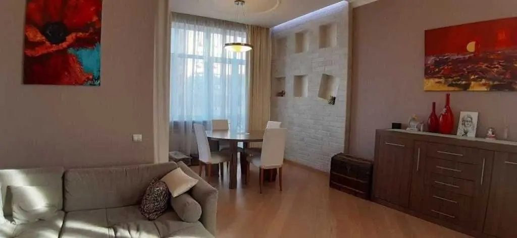 Фото Selling a 4-room apartment, 137 sq.m., Dmytrivska Street 66а Kyiv, price: 350000 USD, code 7179