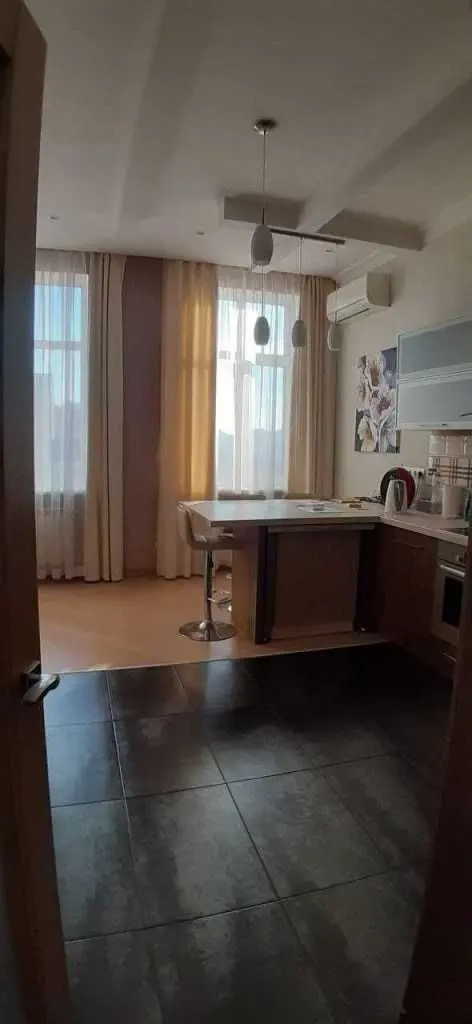 Фото Selling a 4-room apartment, 137 sq.m., Dmytrivska Street 66а Kyiv, price: 350000 USD, code 7179