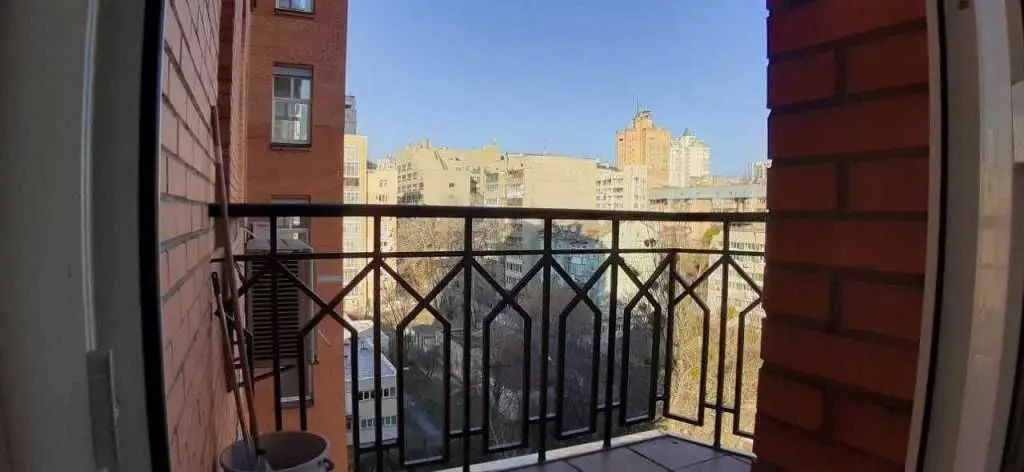 Фото Selling a 4-room apartment, 137 sq.m., Dmytrivska Street 66а Kyiv, price: 350000 USD, code 7179