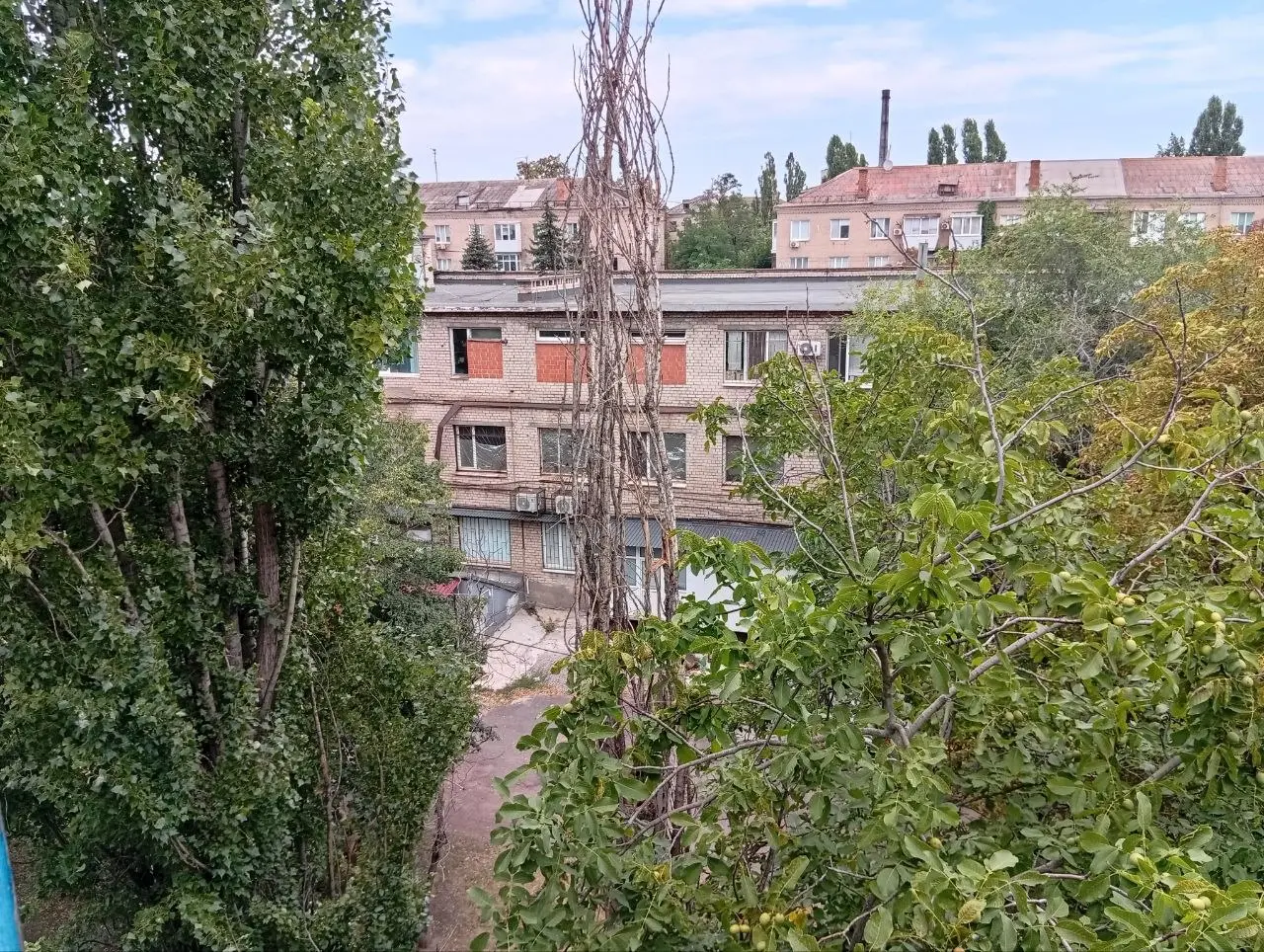 Фото Selling a 2-room apartment, 49.9 sq.m., Karbysheva Street 2 Kryvyi Rih, price: 7900 $, code 7181