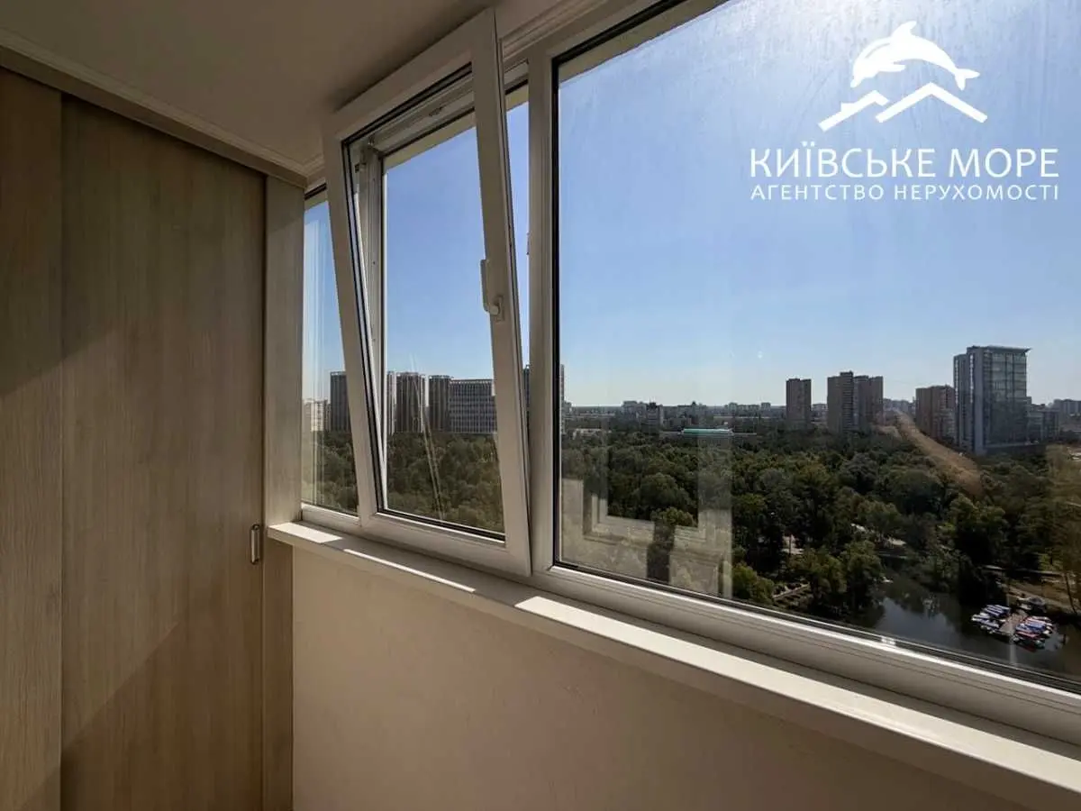 Фото Продаю 2-комнатную квартиру, 76 кв. м, Воскресенская ул. 14Д Киев, цена: 125500 USD, код 7191