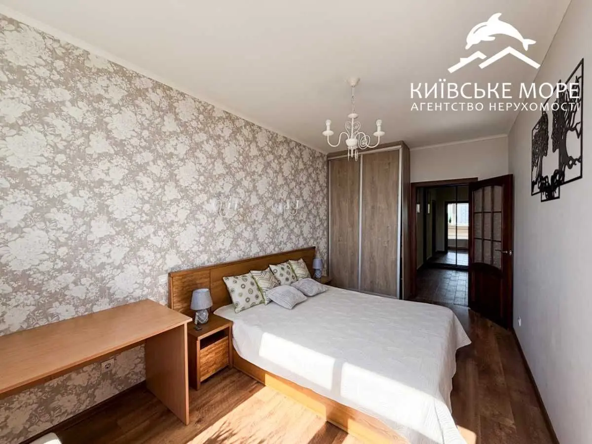 Фото Продаю 2-комнатную квартиру, 76 кв. м, Воскресенская ул. 14Д Киев, цена: 125500 USD, код 7191