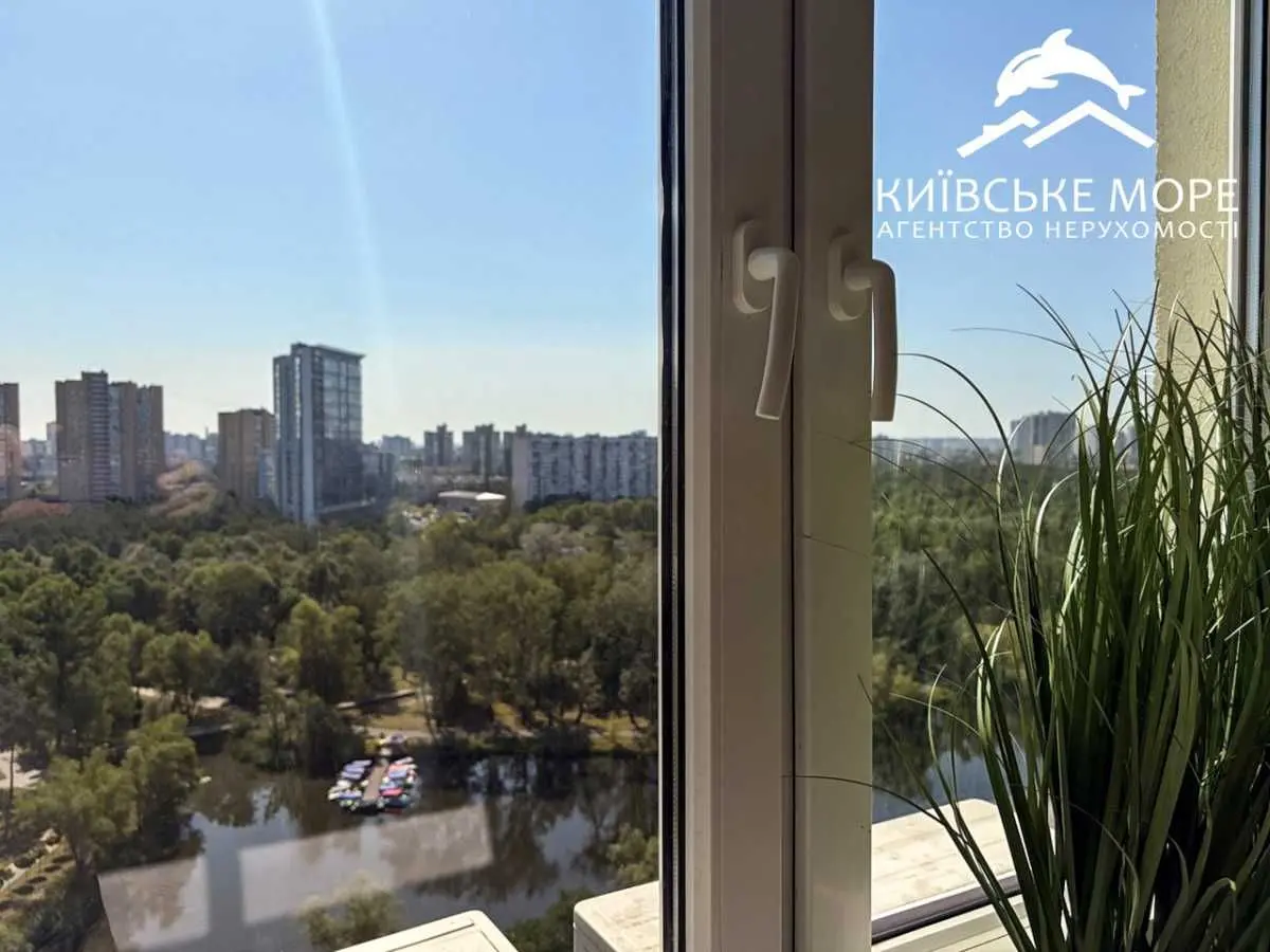 Фото Продаю 2-комнатную квартиру, 76 кв. м, Воскресенская ул. 14Д Киев, цена: 125500 USD, код 7191
