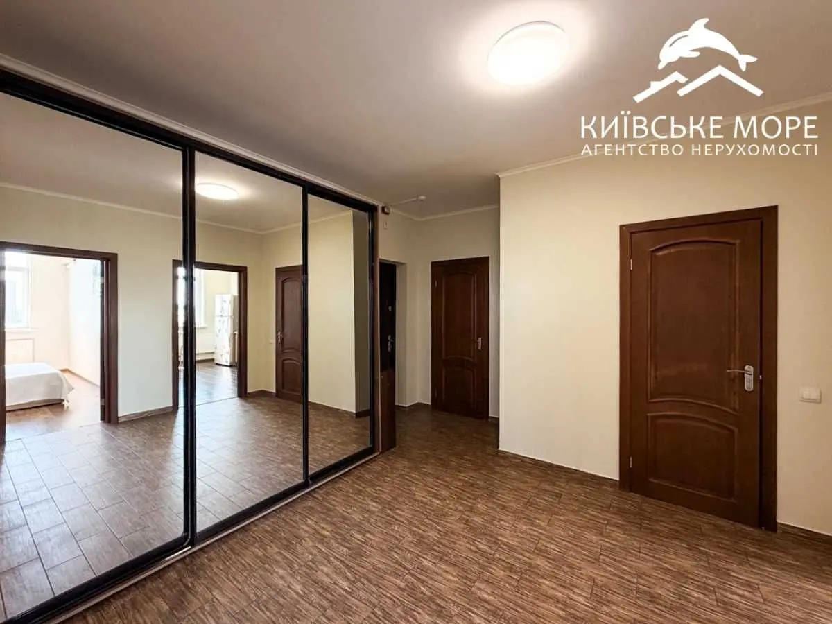 Фото Продаю 2-комнатную квартиру, 76 кв. м, Воскресенская ул. 14Д Киев, цена: 125500 USD, код 7191