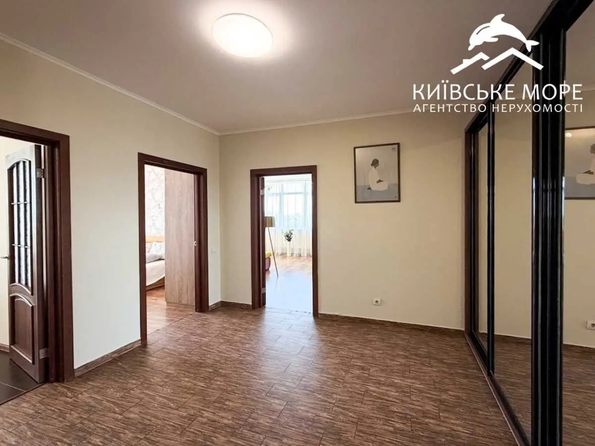 Фото Продаю 2-комнатную квартиру, 76 кв. м, Воскресенская ул. 14Д Киев, цена: 125500 USD, код 7191