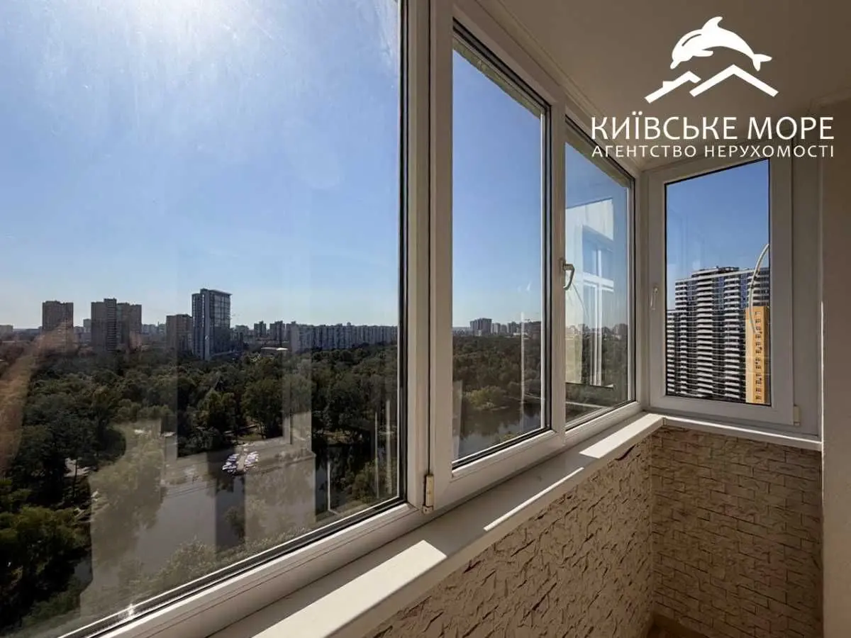 Фото Продаю 2-комнатную квартиру, 76 кв. м, Воскресенская ул. 14Д Киев, цена: 125500 USD, код 7191