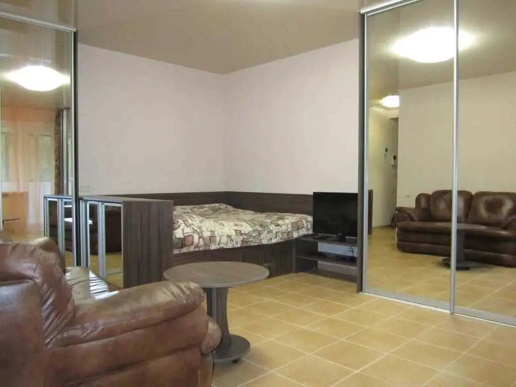 Фото Selling a 1-room apartment, 34 sq.m., Dnipro, price: 47000 USD, code 7194