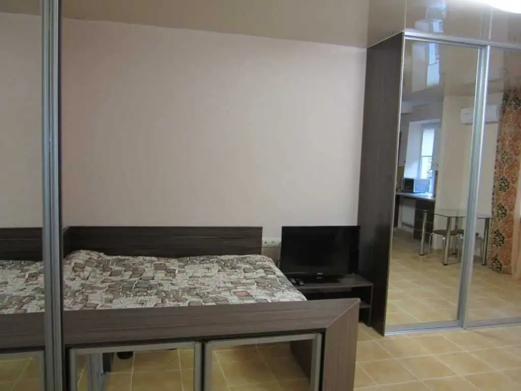 Фото Selling a 1-room apartment, 34 sq.m., Dnipro, price: 47000 USD, code 7194