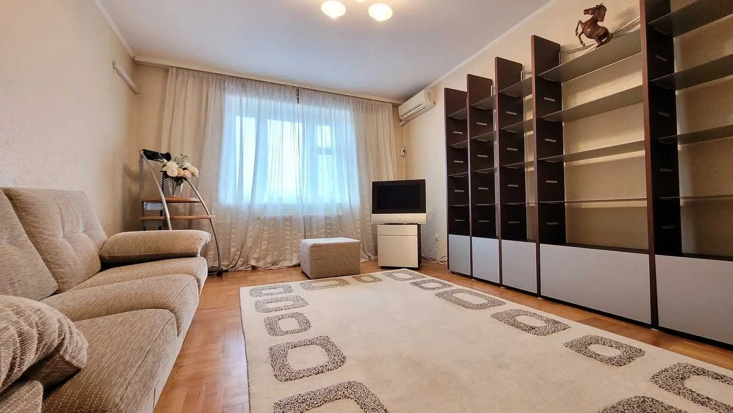 Фото Продаю 3 кімнатну квартиру, 91 кв. м, Анни Ахматової вул. 3 Київ, ціна: 110000 USD, код 7199