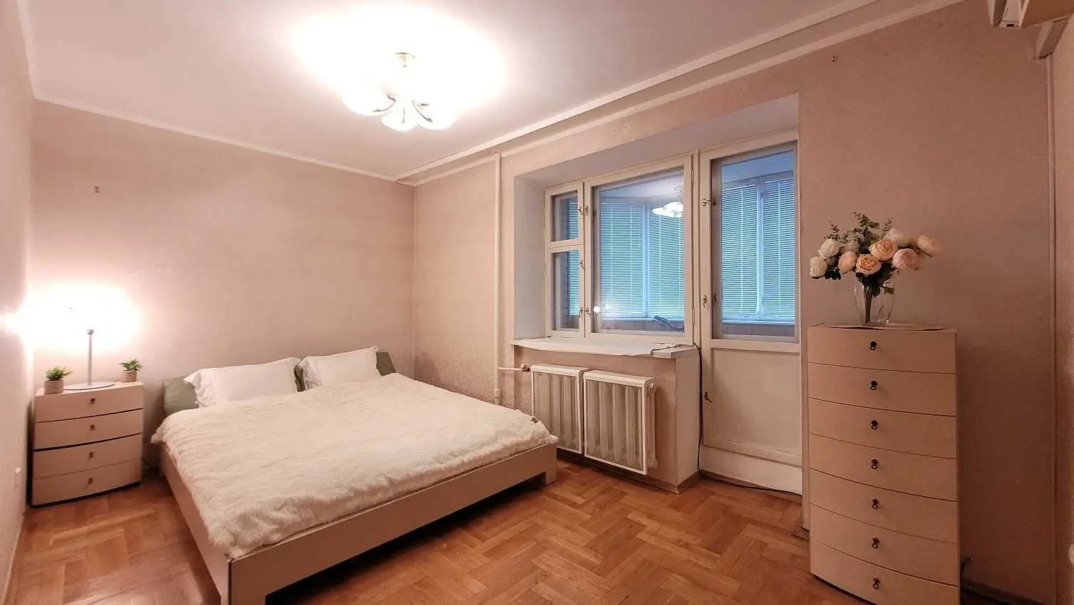 Фото Продаю 3 кімнатну квартиру, 91 кв. м, Анни Ахматової вул. 3 Київ, ціна: 110000 USD, код 7199