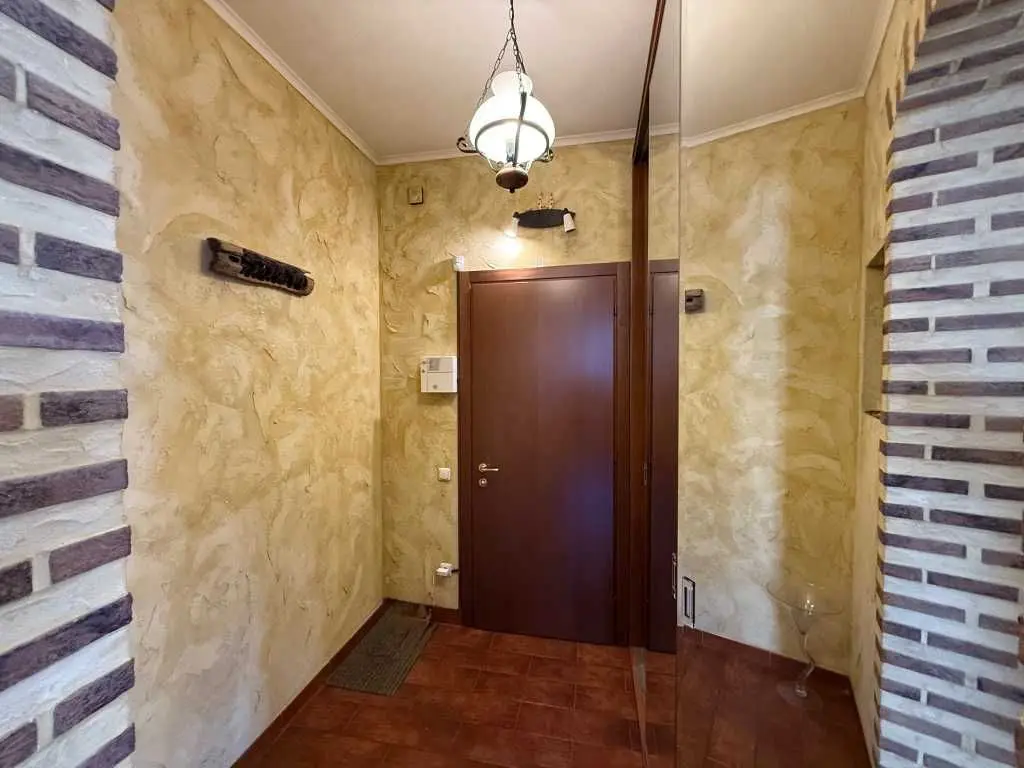 Фото Selling a 2-room apartment, 76.1 sq.m., Urlivska Street 4а Kyiv, price: 137000 USD, code 7200