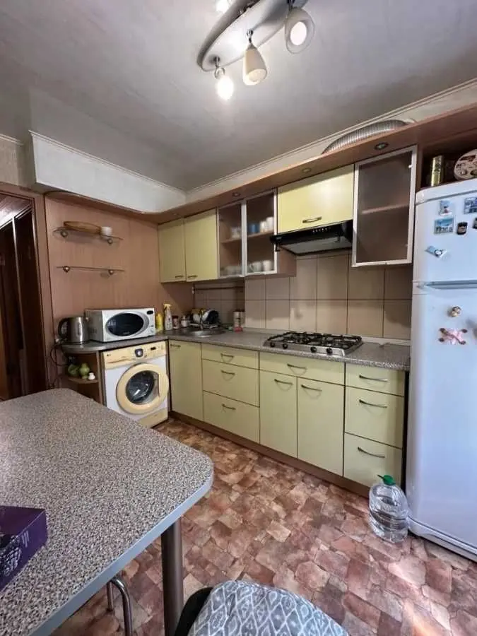 Фото Selling a 3-room apartment, 63 sq.m., Naberezhna Peremohy Street 54 Dnipro, price: 56000 USD, code 7204