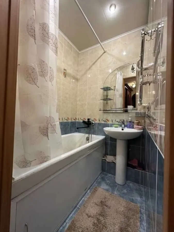 Фото Selling a 3-room apartment, 63 sq.m., Naberezhna Peremohy Street 54 Dnipro, price: 56000 USD, code 7204
