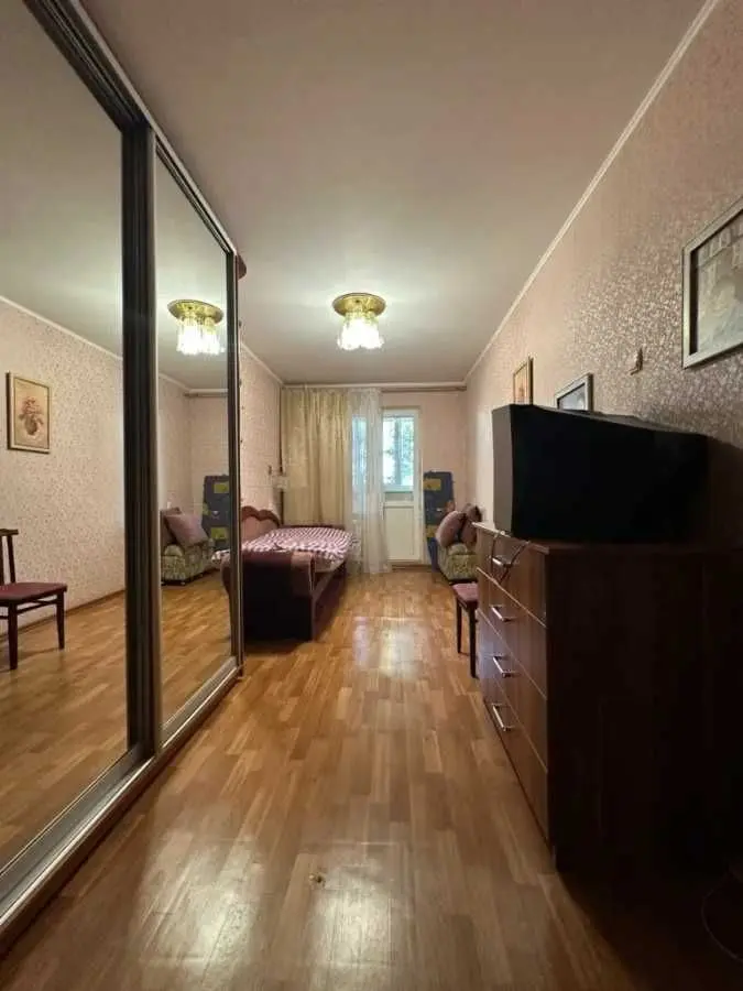 Фото Selling a 3-room apartment, 63 sq.m., Naberezhna Peremohy Street 54 Dnipro, price: 56000 USD, code 7204