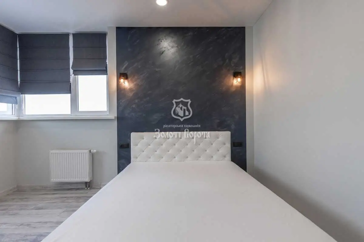 Фото Selling a 2-room apartment, 70.6 sq.m., Dragomanova Street 2 Kyiv, price: 130000 USD, code 7212