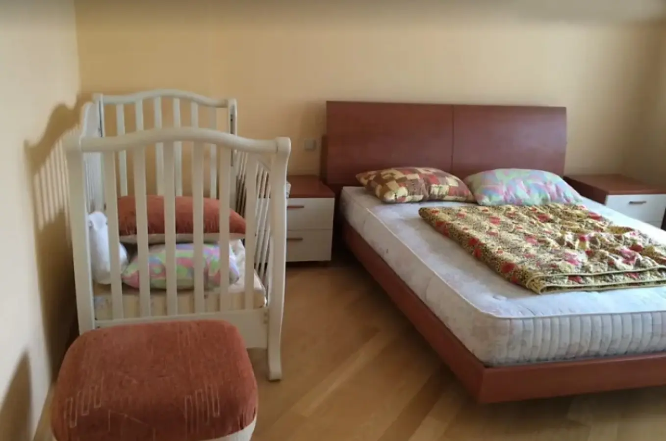 Фото Зняти будинок, Варвари Маслюченко вул. (Жданова)  Київ в довгострокову оренду, ціна: 2300 $, код 7218
