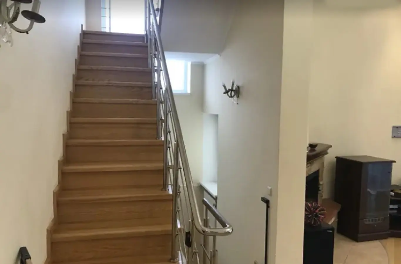 Фото Продаю дом, 271 кв. м, Варвары Маслюченко ул. (Жданова)  Киев, цена: 450000 $, код 7219