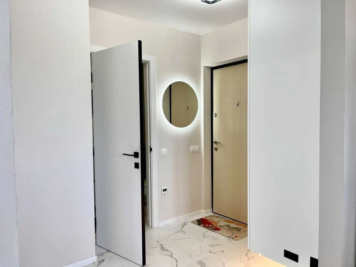 Фото Selling a 1-room apartment, 41 sq.m., Mykhaila Maksymovycha Street (Onufriia Trutenka Street)  Kyiv, price: 105000 USD, code 7224