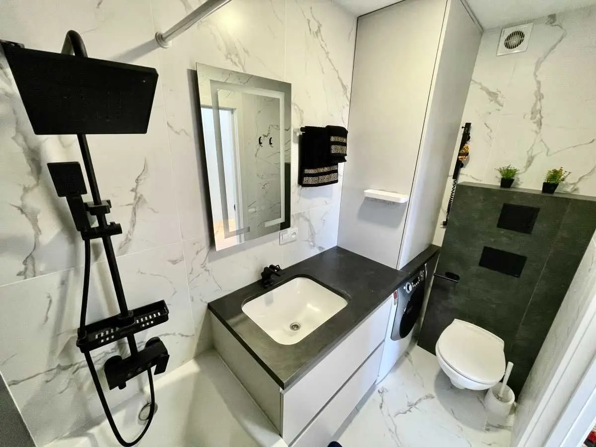 Фото Selling a 1-room apartment, 41 sq.m., Mykhaila Maksymovycha Street (Onufriia Trutenka Street)  Kyiv, price: 105000 USD, code 7224
