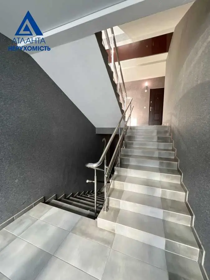 Фото Selling a 1-room apartment, 41 sq.m., Strumovka, price: 65000 USD, code 7225
