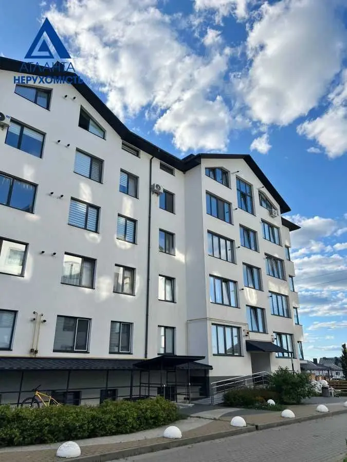 Фото Selling a 1-room apartment, 41 sq.m., Strumovka, price: 65000 USD, code 7225