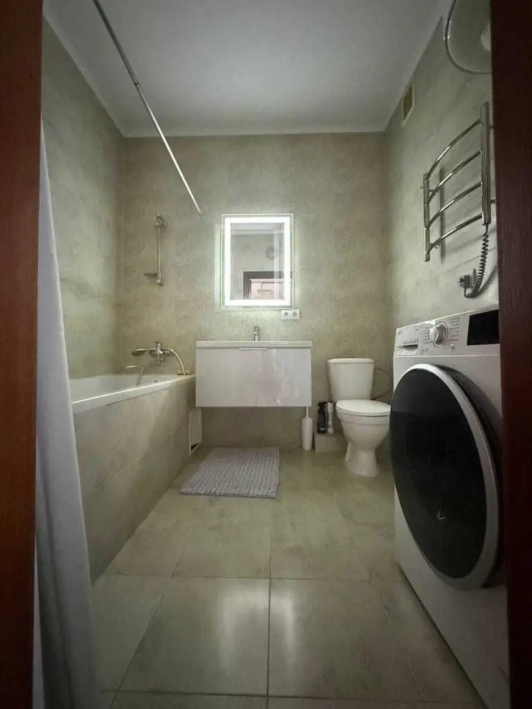Фото Selling a 1-room apartment, 43 sq.m., Voskresenska Street 16Г Kyiv, price: 84999 USD, code 7230
