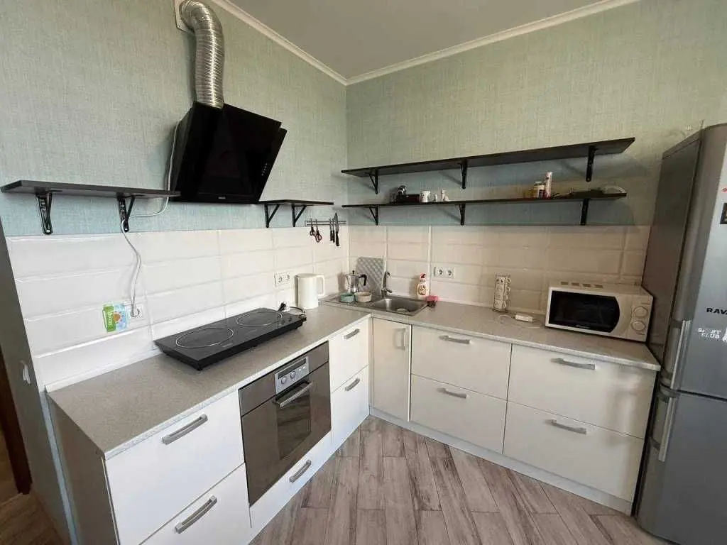 Фото Selling a 1-room apartment, 43 sq.m., Voskresenska Street 16Г Kyiv, price: 84999 USD, code 7230