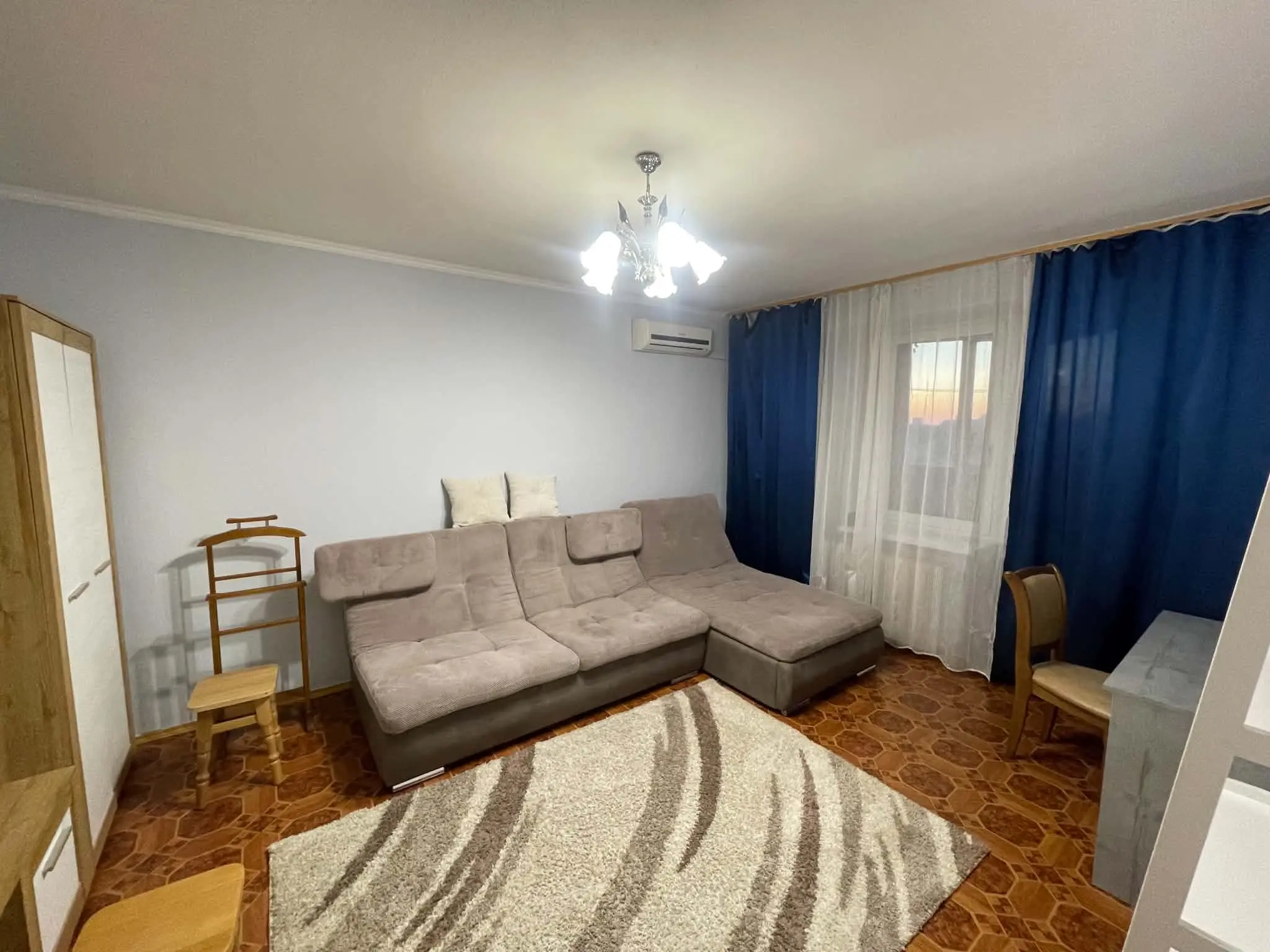 Фото Зняти 2 кімнатну квартиру, Василя Верховинця вул. 10 Київ в довгострокову оренду, ціна: 20000 UAH, код 7232