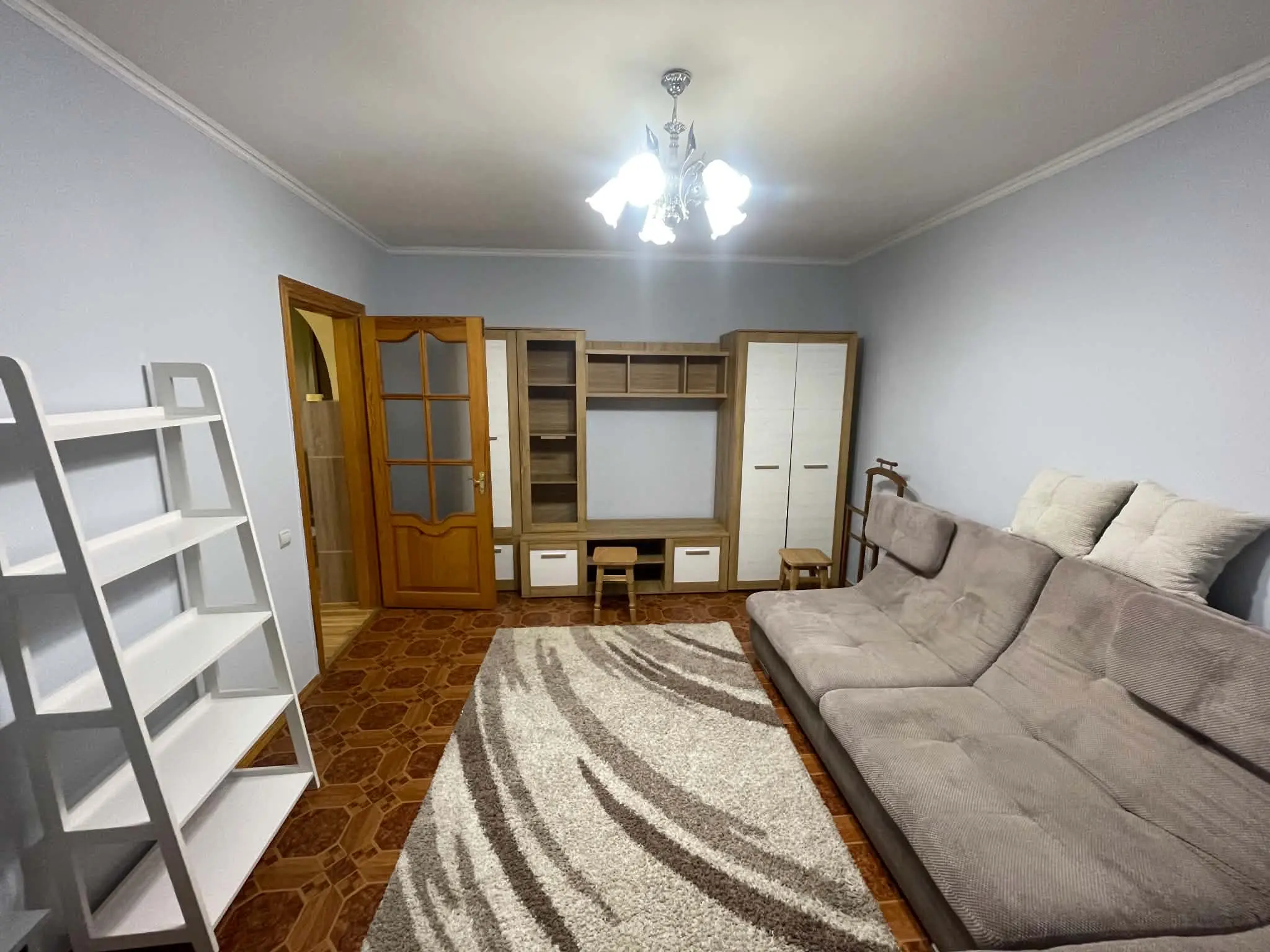 Фото Зняти 2 кімнатну квартиру, Василя Верховинця вул. 10 Київ в довгострокову оренду, ціна: 20000 UAH, код 7232
