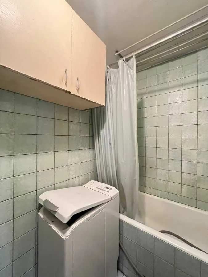 Фото Selling a 3-room apartment, 72 sq.m., Onore de Balzaka Street  Kyiv, price: 64000 USD, code 7238