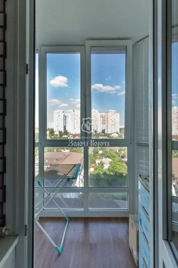 Фото Продаю 1 кімнатну квартиру, 43.8 кв. м, Комбінатна вул. 25 Київ, ціна: 82000 USD, код 7239
