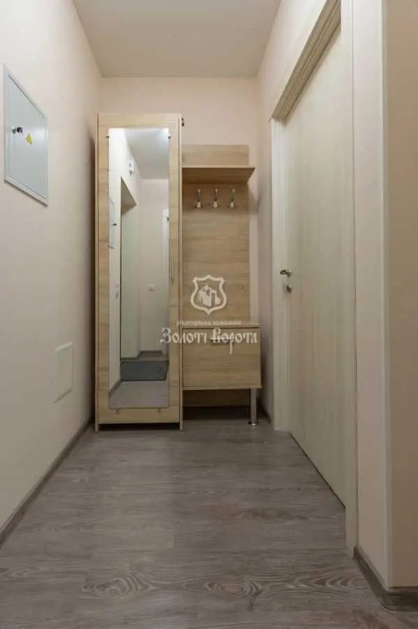Фото Продаю 1 кімнатну квартиру, 43.8 кв. м, Комбінатна вул. 25 Київ, ціна: 82000 USD, код 7239