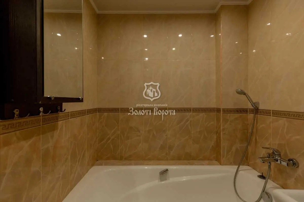 Фото Продаю 3 кімнатну квартиру, 99 кв. м, Милославська вул. 47а Київ, ціна: 110000 USD, код 7240
