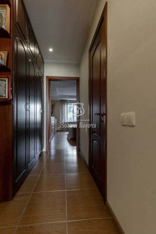 Фото Продаю 3 кімнатну квартиру, 99 кв. м, Милославська вул. 47а Київ, ціна: 110000 USD, код 7240