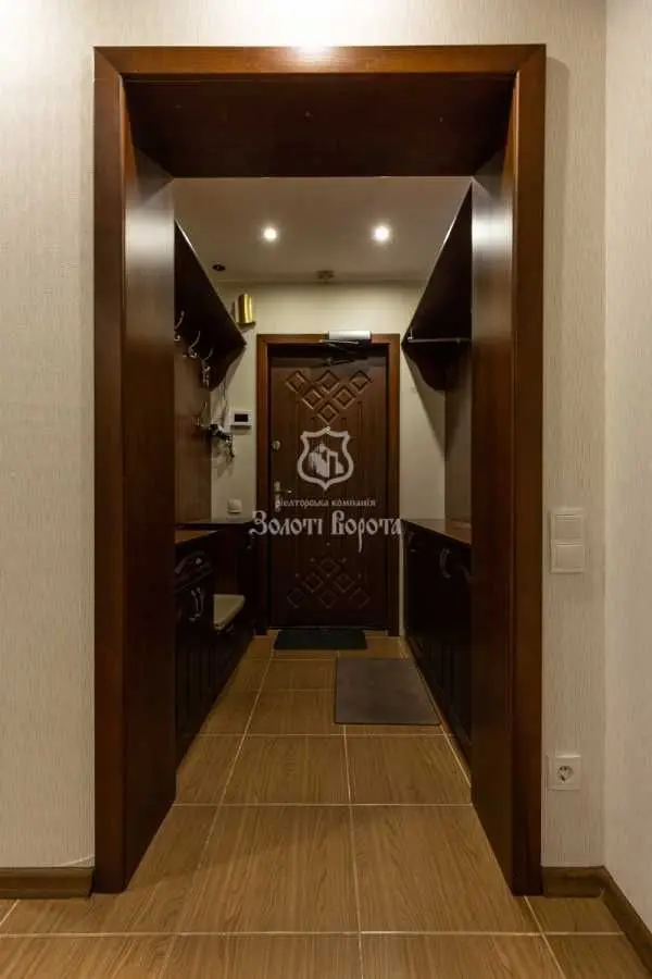 Фото Продаю 3 кімнатну квартиру, 99 кв. м, Милославська вул. 47а Київ, ціна: 110000 USD, код 7240