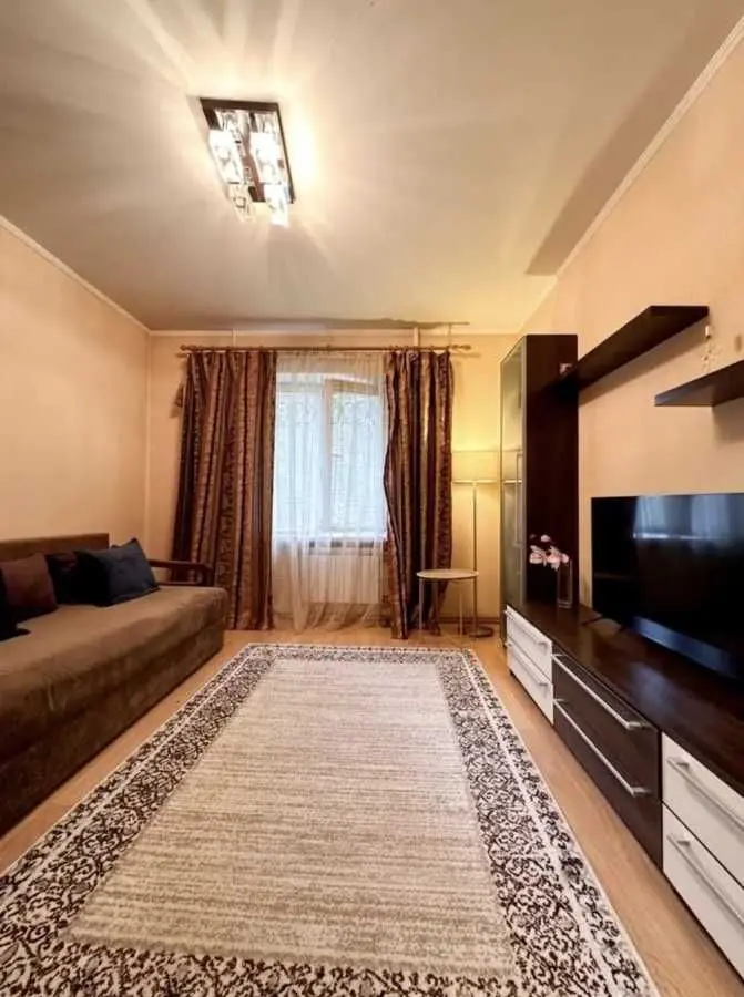 Фото Rent a 1-room apartment, Revutskoho Street 7 Kyiv for long-term rent, price: 14900 UAH, code 7242