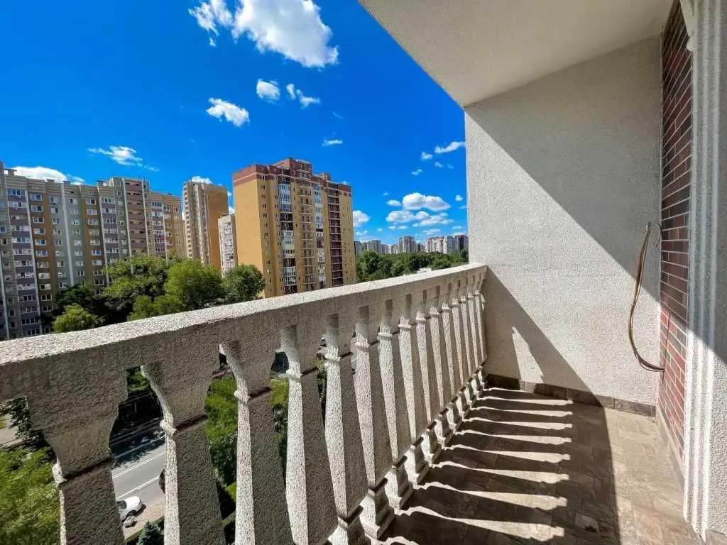 Фото Зняти 1 кімнатну квартиру, Михайла Максимовича вул. (Онуфрія Трутенка)  Київ в довгострокову оренду, ціна: 22000 UAH, код 7249