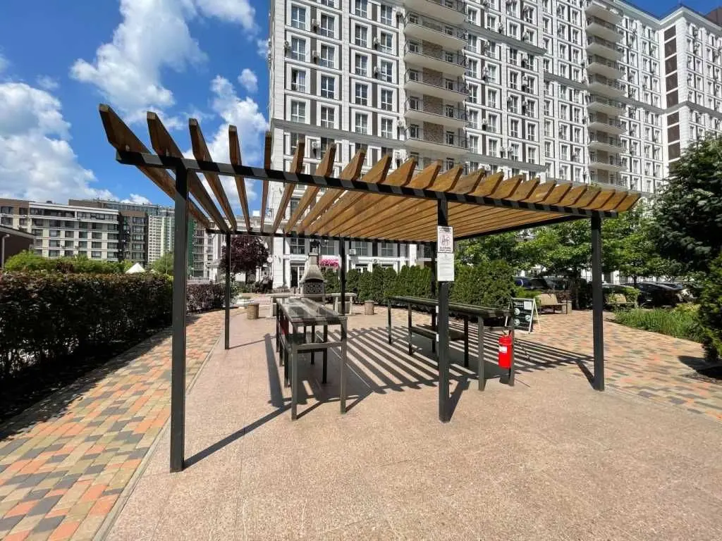 Фото Selling a 1-room apartment, 41 sq.m., Mykhaila Maksymovycha Street (Onufriia Trutenka Street)  Kyiv, price: 99000 USD, code 7250