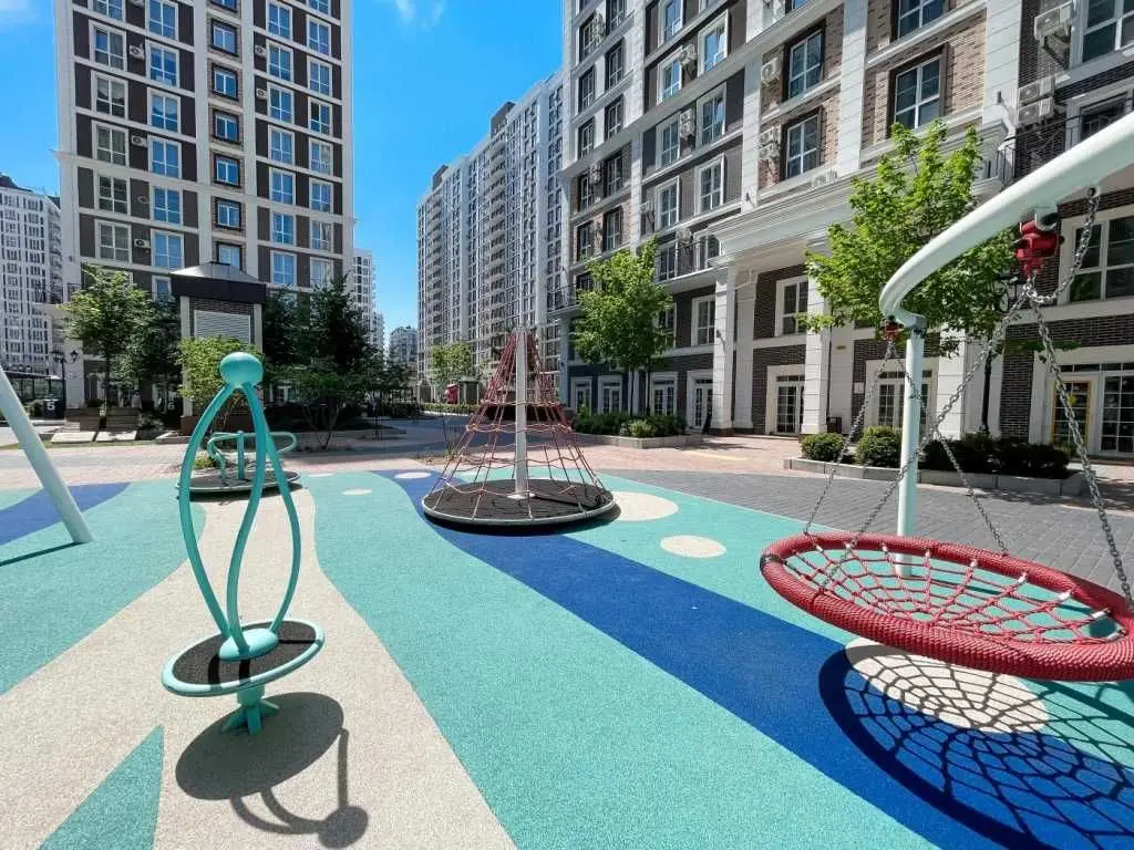 Фото Selling a 1-room apartment, 41 sq.m., Mykhaila Maksymovycha Street (Onufriia Trutenka Street)  Kyiv, price: 99000 USD, code 7250