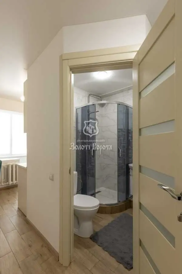 Фото Продаю 1 кімнатну квартиру, 32 кв. м, Кастуся Калиновського вул. (Астраханська)  Київ, ціна: 46000 USD, код 7253