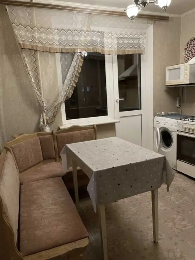 Фото Зняти 1 кімнатну квартиру, Армійська вул. 13 Одеса в довгострокову оренду, ціна: 11000 UAH, код 7259