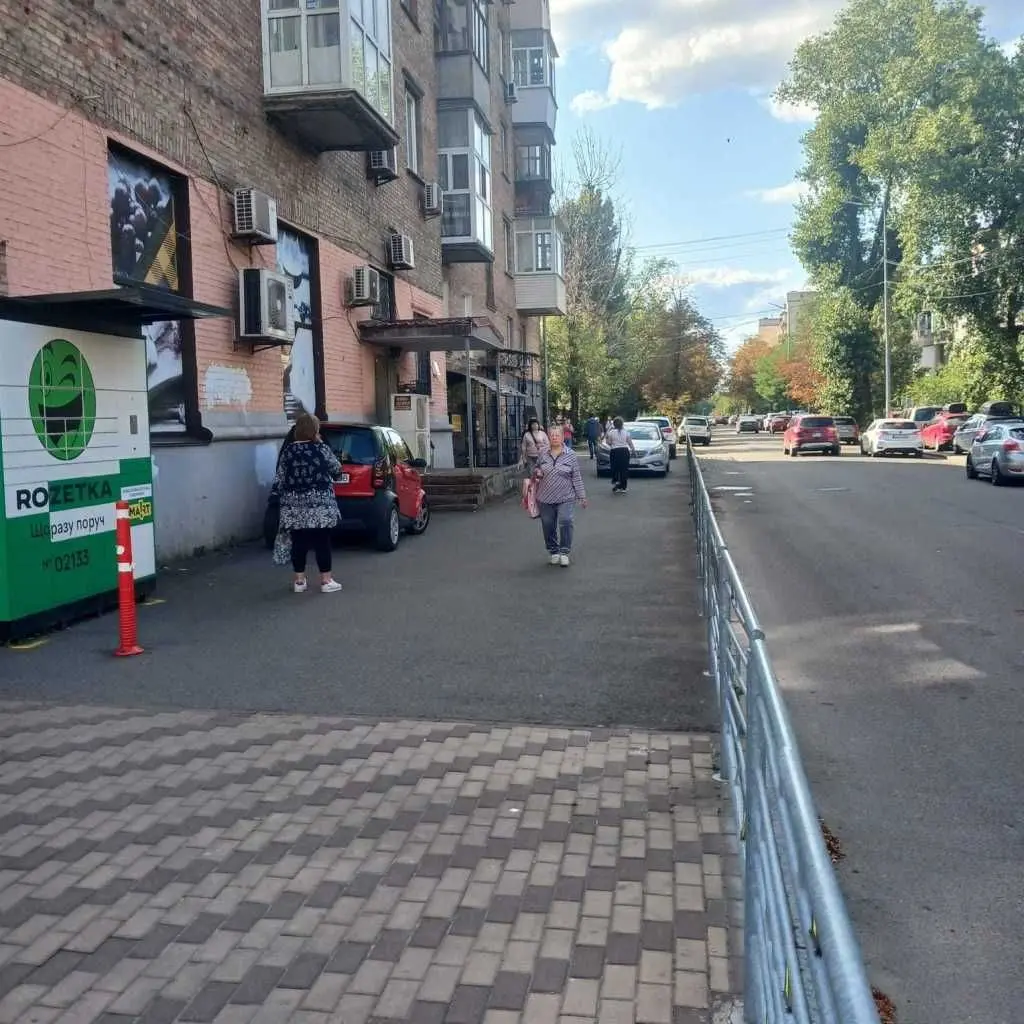 Фото Rent a retail space, Peremohy Avenue  Kyiv for long-term rent, price: 70000 UAH, code 7263