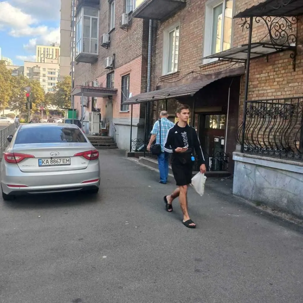 Фото Rent a retail space, Peremohy Avenue  Kyiv for long-term rent, price: 70000 UAH, code 7263