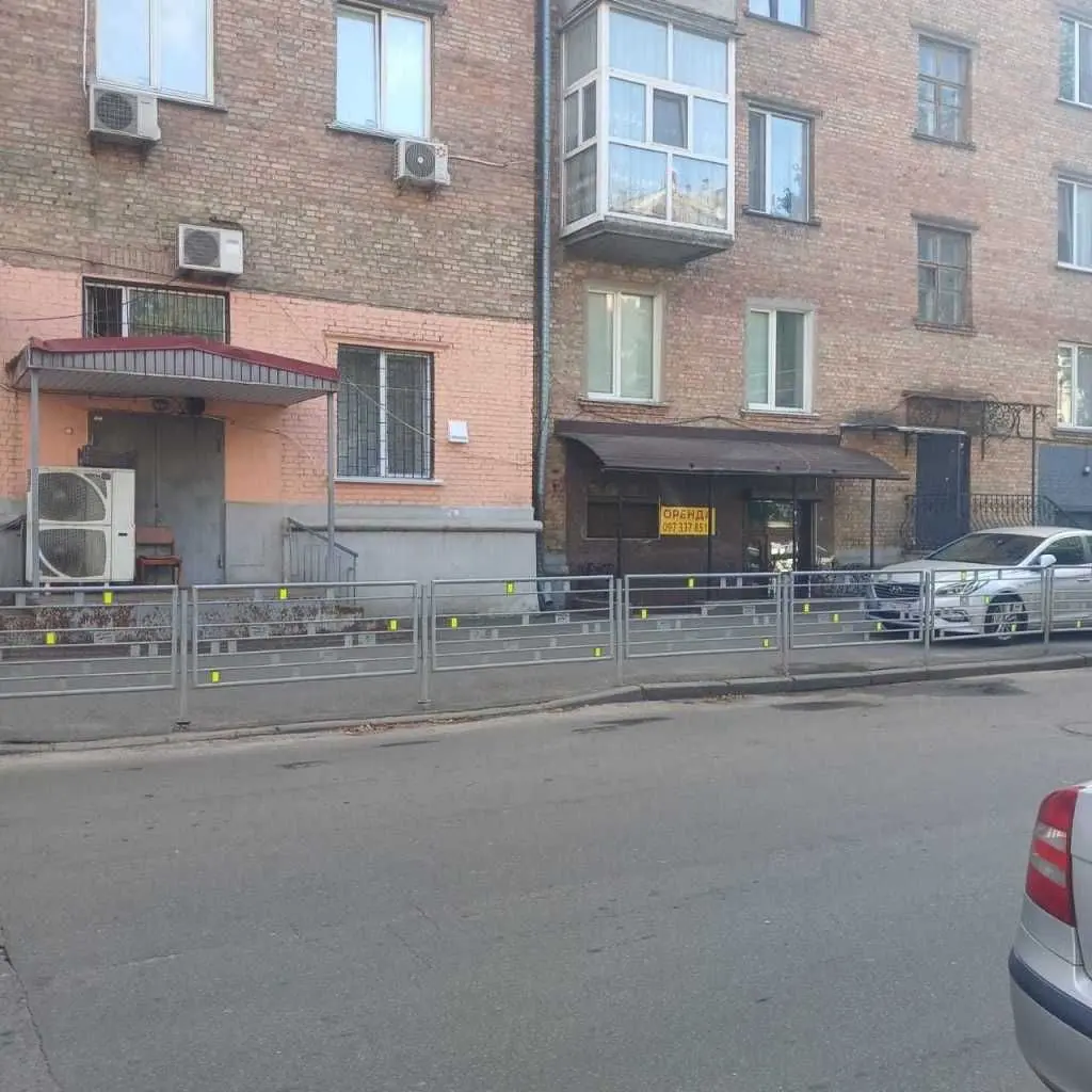 Фото Rent a retail space, Peremohy Avenue  Kyiv for long-term rent, price: 70000 UAH, code 7263