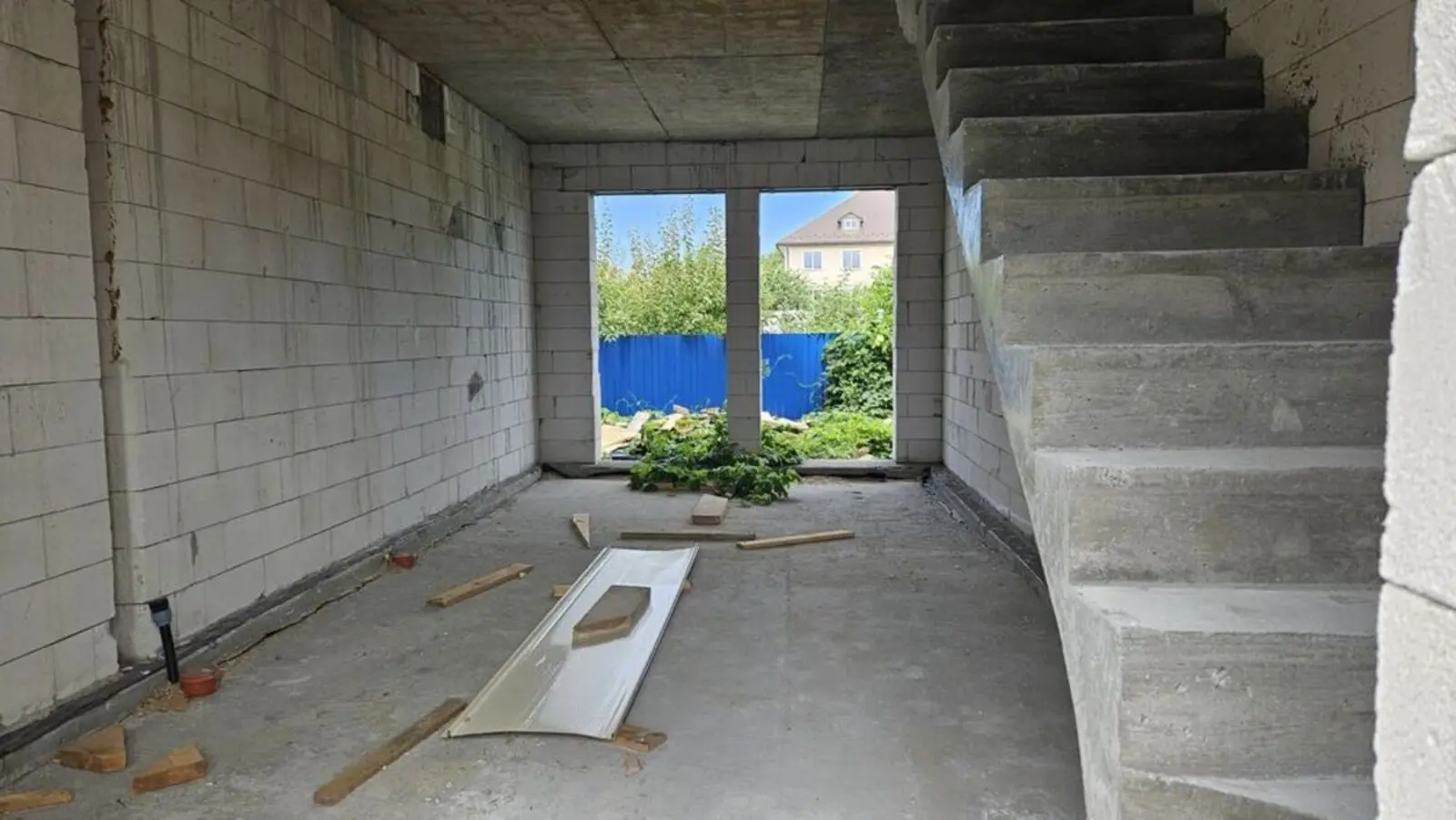 Фото Продаю будинок, 100 кв. м, Садова вул.  Фастів, ціна: 81890 $, код 7266