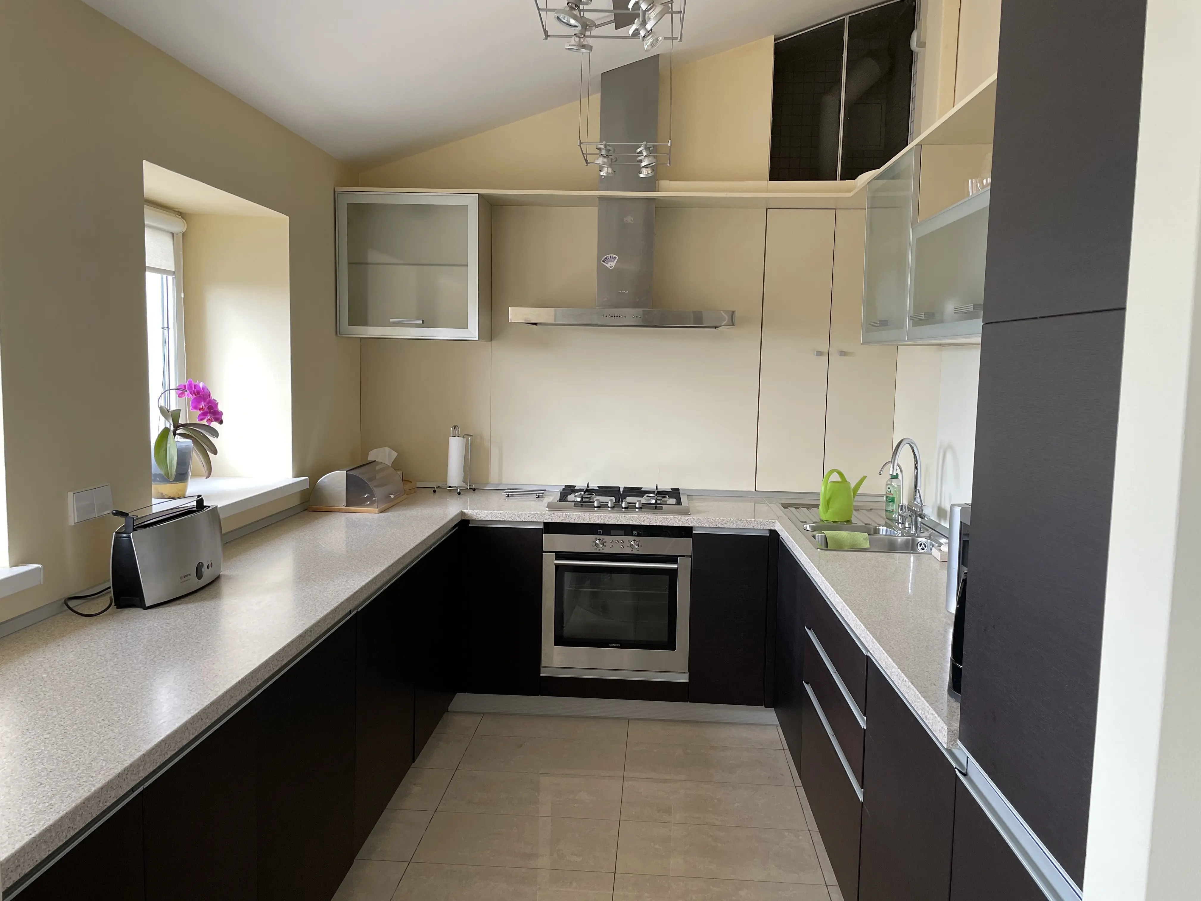 Фото Rent a 4-room apartment, Antonovycha Street (Horkoho Street) 4/6 Kyiv for long-term rent, price: 2000 $, code 7271