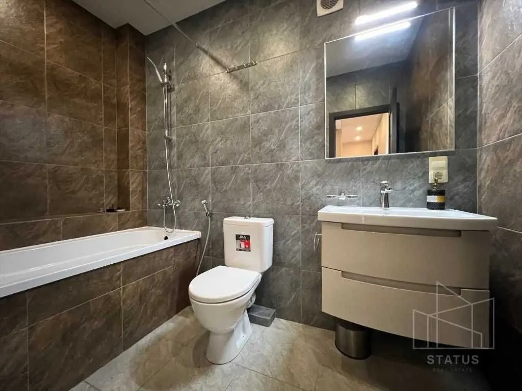 Фото Selling a 3-room apartment, 94 sq.m., Shalimova Akademika street 67 Sofiivska Borschahivka, price: 117000 USD, code 7284