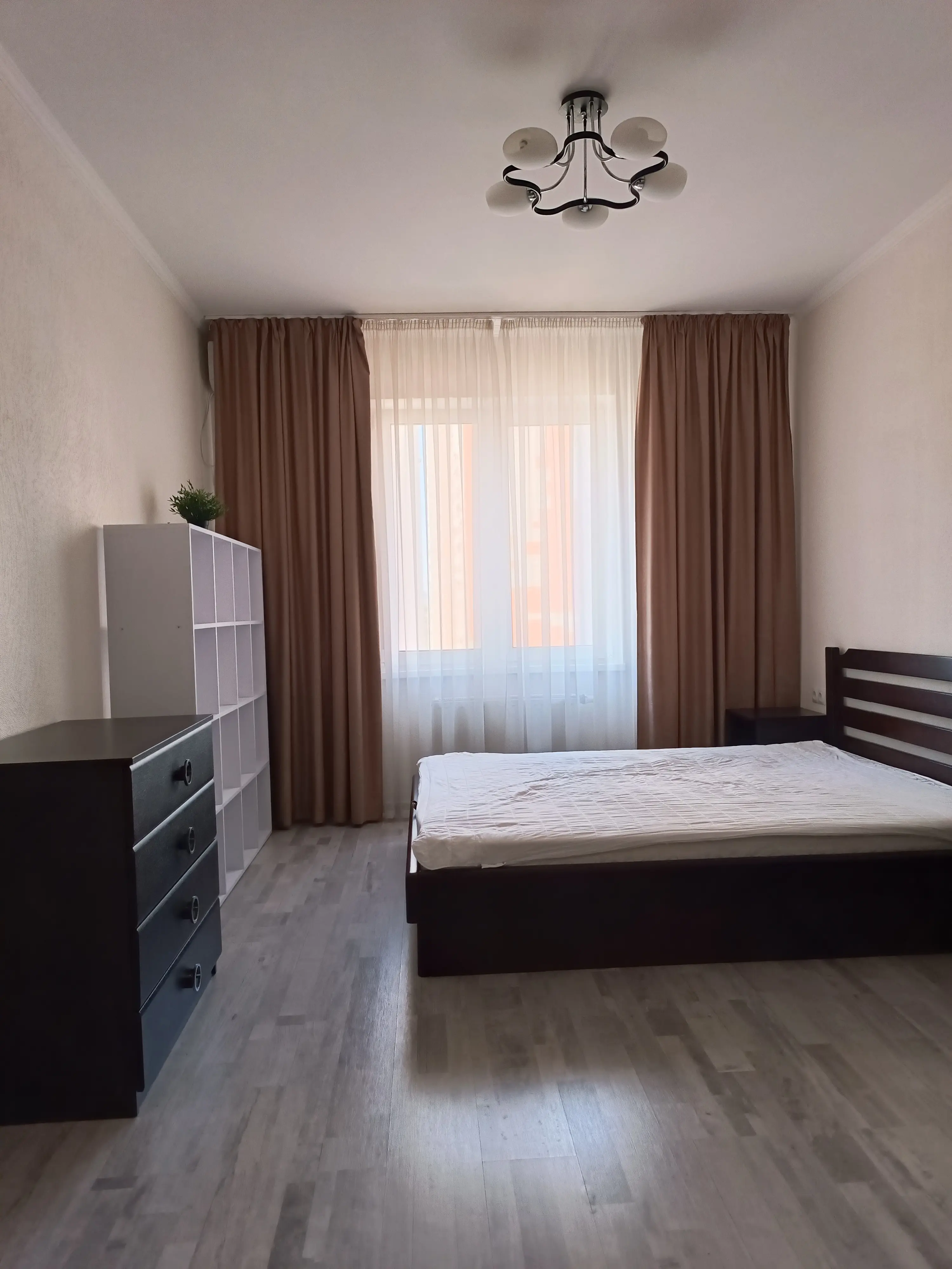 Фото Selling a 2-room apartment, 63.7 sq.m., Sofii Rusovoi Street 3 Kyiv, price: 90000 $, code 7287